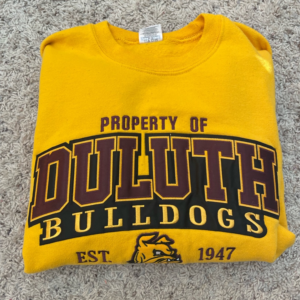 UMD CREWNECK